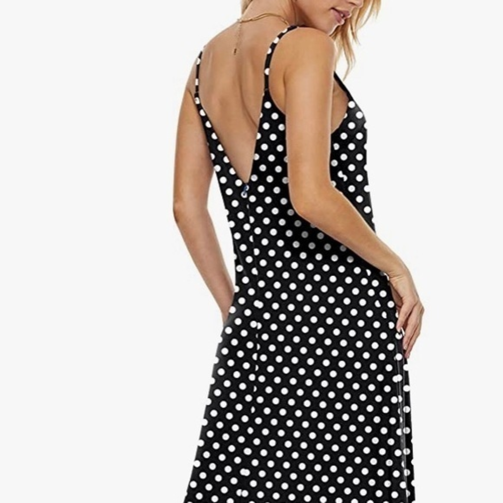 🛍️NWT!!! Lilbetter Casual loose dress.‎ Polka Dot